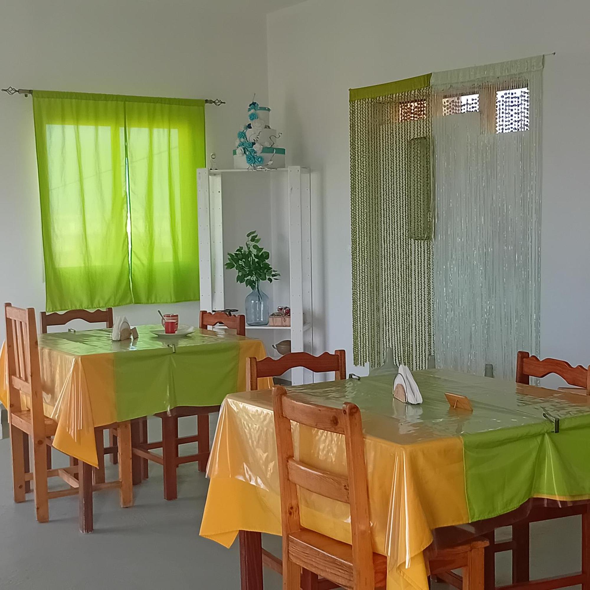 Residencial Rosa Criola Bed and Breakfast Sal Rei Buitenkant foto